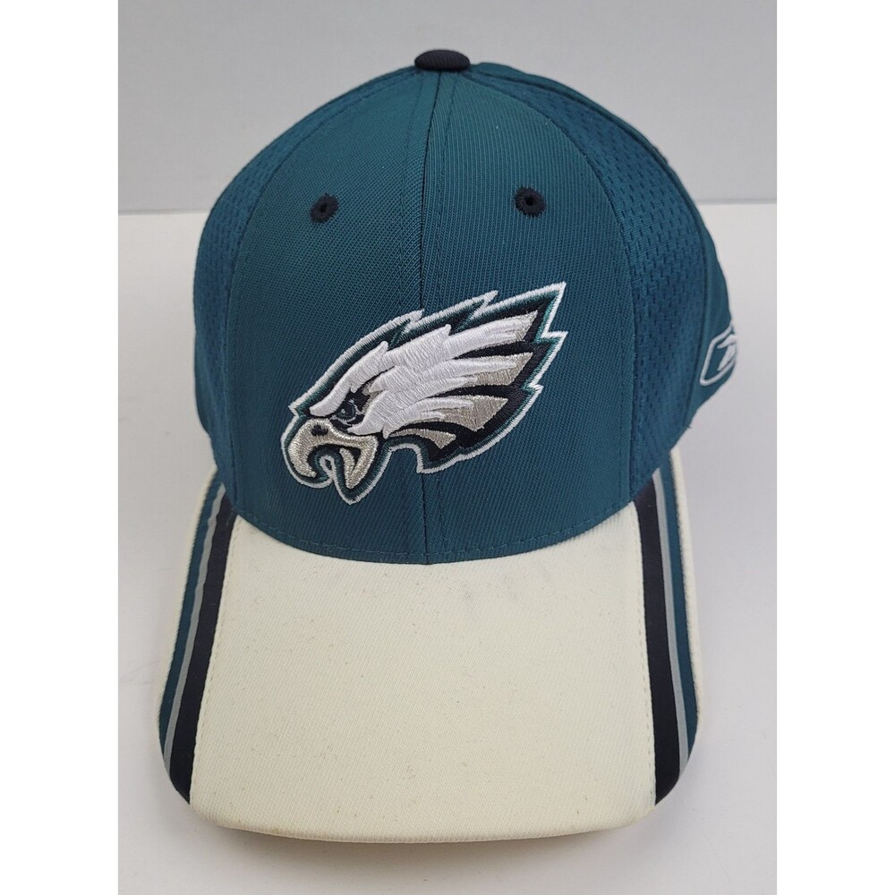 Philadelphia Eagles Reebok Fitted Style Puffy Bill Hat Cap Size M/L Stretch Fit